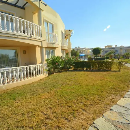 بيت للعطل Bodrum Fcc 2 Bedroom Garden Holiday S52 *